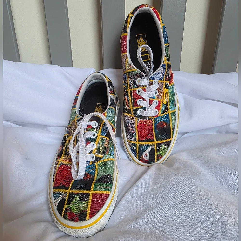 Vans X National Geographic Era Classic Covers Kids Canvas Sneakers Size 2